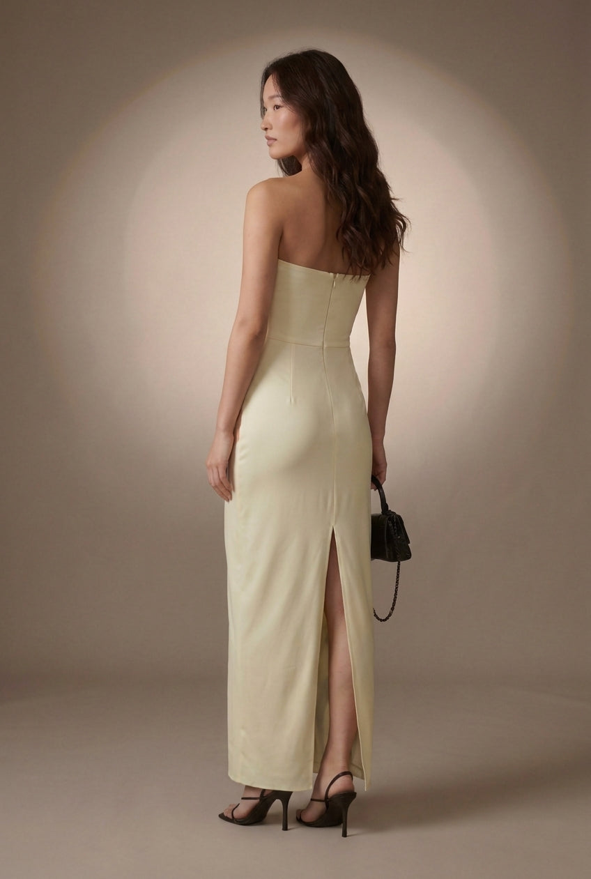 SOLÉRA Bloom Gown