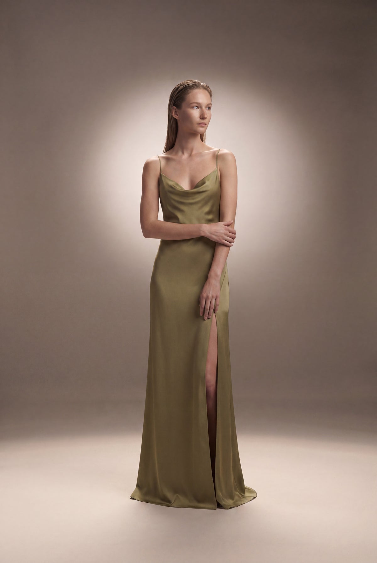 SOLEYA Gown